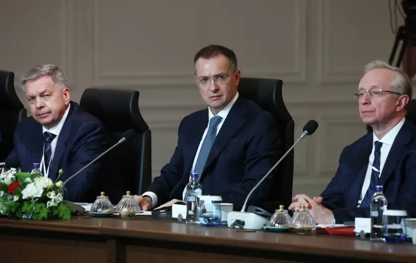 Мединский: РФ и Украина договорились о новом обмене пленными. Фото. © РИА Новости© РИА Новости. Александр Рюмин