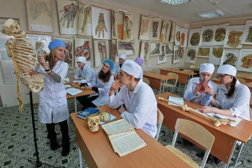 Мурашко: в медицинские вузы уже подано 275 тысяч заявлений от абитуриентов. Фото. © РИА Новости. Александр Кондратюк