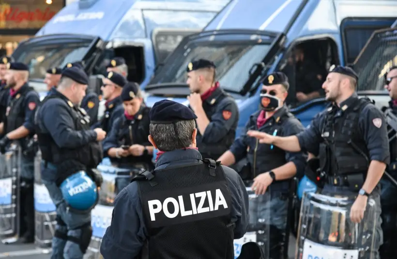 В Италии задержали подозреваемого в координировании подрывов в 2022 году газопроводов "Северный поток" и "Северный поток-2". Фото