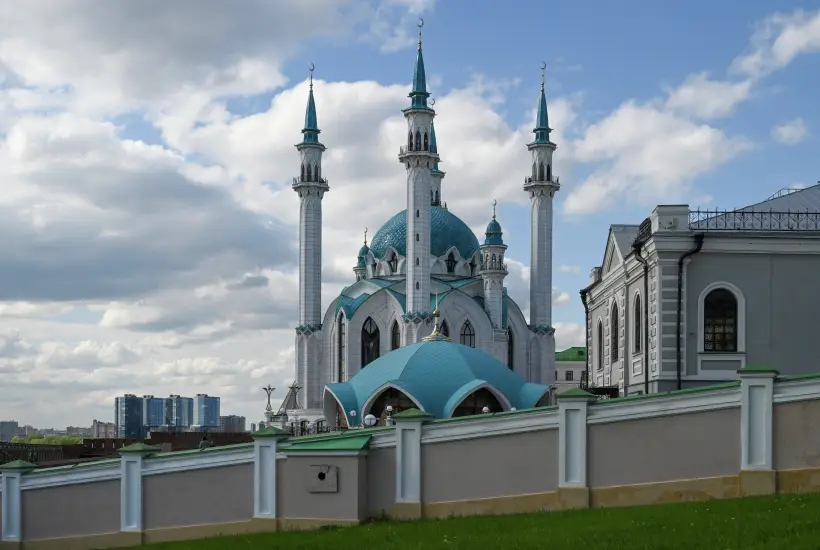 В рамках года