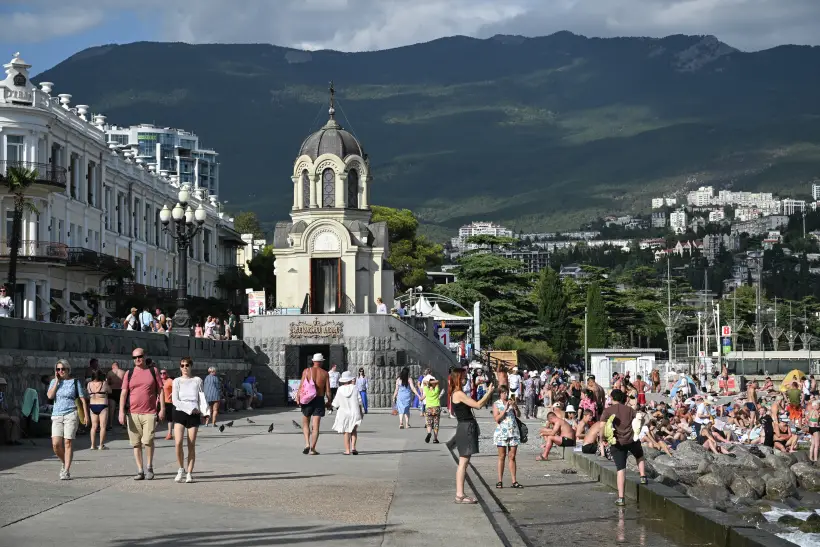 Теракт в Крыму: украинские БПЛА атаковали санаторий