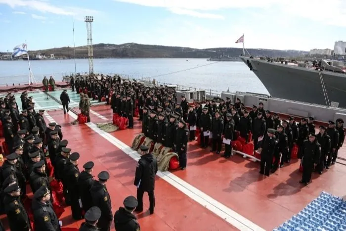 Масштабная внезапная проверка боеготовности войск и флотов началась в РФ