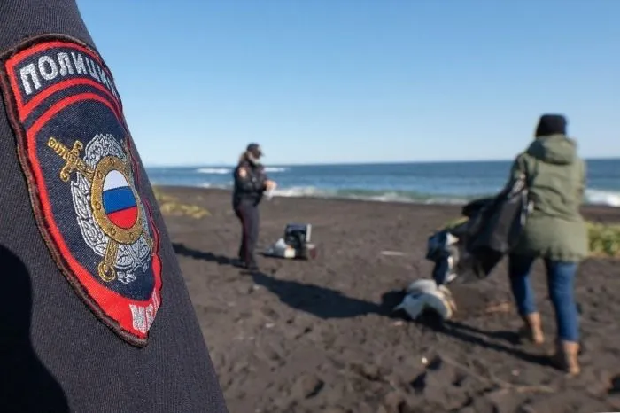 Число обратившихся к медикам после контакта с водой на Камчатке выросло до 16 человек