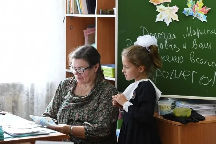 Тульские власти создадут резерв из студентов для замены пожилых педагогов в школах