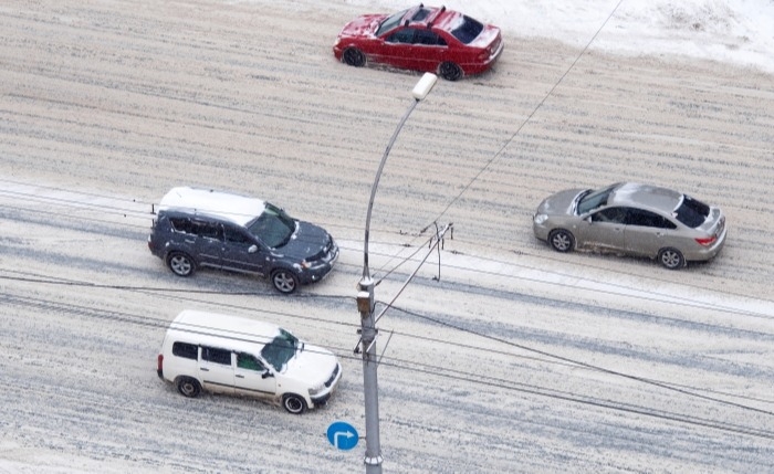 Движение ограничили на участке трассы М-5 в Оренбуржье, Татарстане и Башкортостане из-за снегопадов