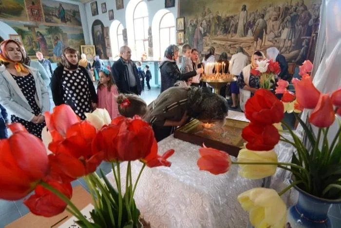 Челябинский митрополит попросил верующих не переполнять храмы в Пасхальную ночь