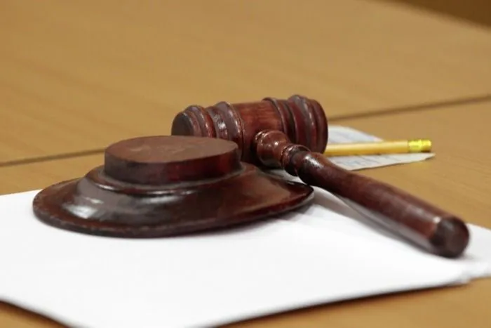 Водитель микроавтобуса с детьми, попавшего в смертельное ДТП на Ставрополье, отправлен под домашний арест
