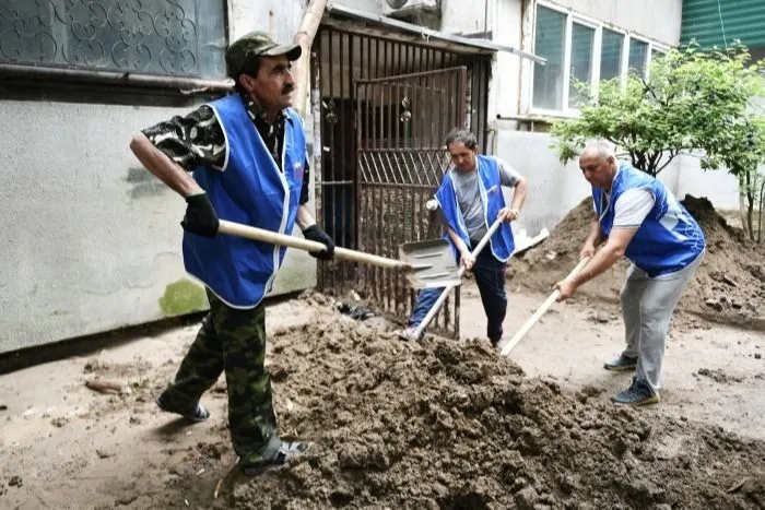 Жителей пострадавшей от наводнения Ялты приглашают на уборку города