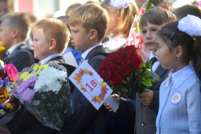 День знаний в Астрахани проведут с учетом антиковидных ограничений