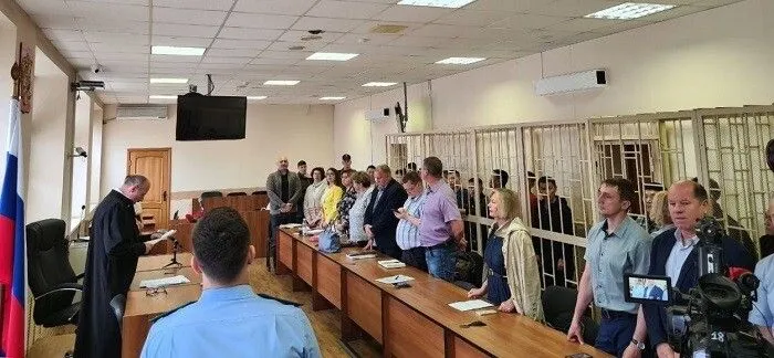 Суд начал оглашать приговор по делу северокорейских рыбаков, обвиняемых в нападении на пограничников РФ в Японском море