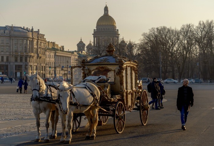 Турпоток в Петербург составит порядка 6 млн человек к концу сентября - прогноз