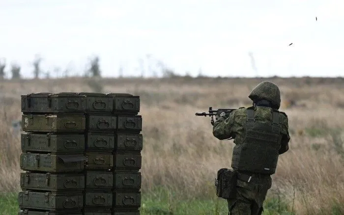 Минобороны РФ: террористы открыли стрельбу на полигоне в Белгородской области, 11 человек погибли, еще 15 ранены