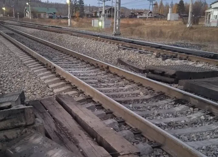 Прокуратура в Забайкалье требует в суде от РЖД восстановить проезд к поселку