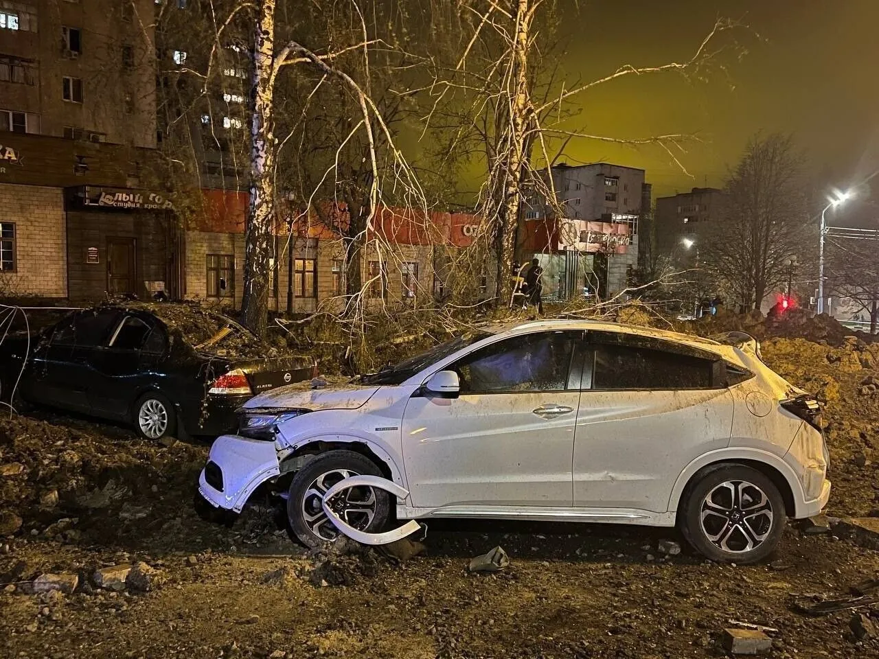 Около 20 квартир в доме, пострадавшем при падении снаряда в Белгороде, требуют восстановления - власти