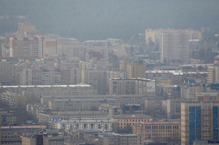 Запах гари в Тюмени связан с природными пожарами в Свердловской области - власти