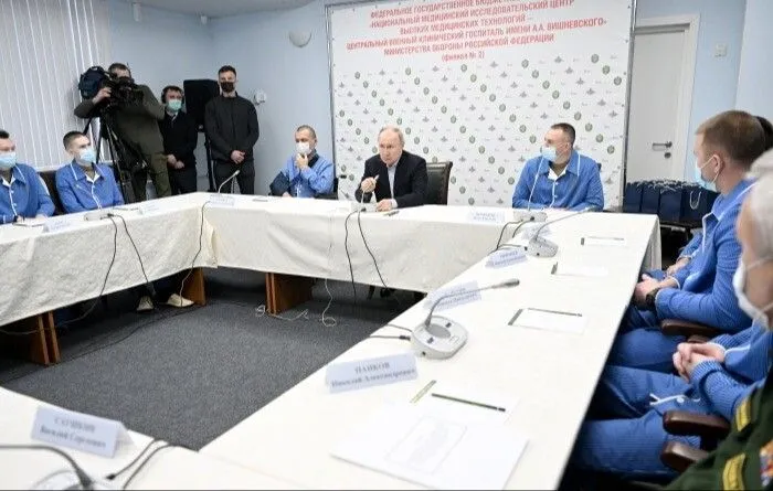 Путин: РФ не хочет воевать бесконечно, но и не собирается сдавать позиции