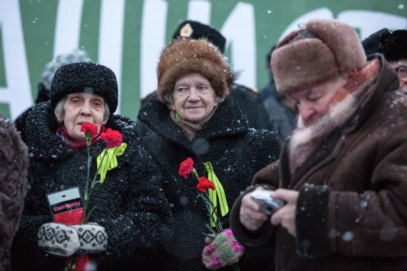 Псковские власти направят единовременные выплаты блокадникам