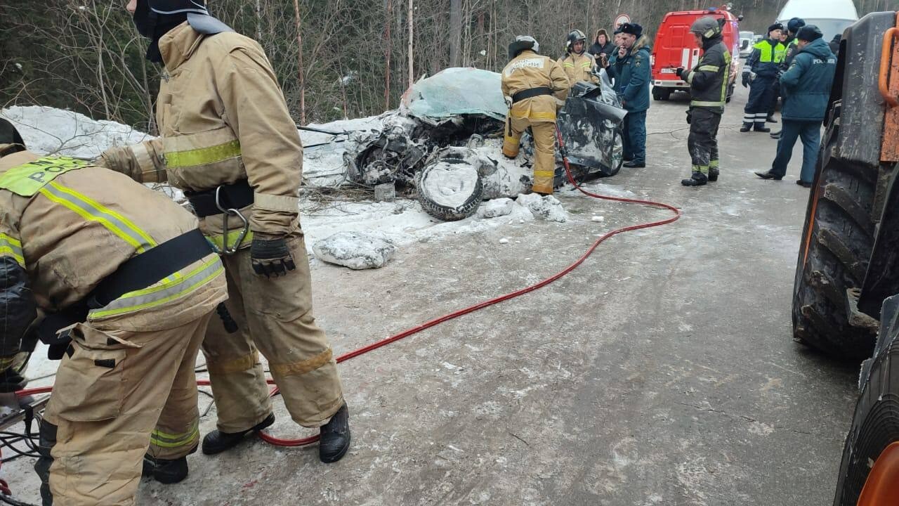 Среди погибших в ДТП в Свердловской области оказался тренер хоккейной команды