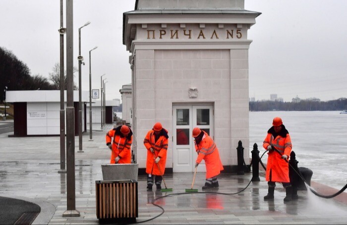 В Москве началась подготовка причалов к открытию пассажирской навигации