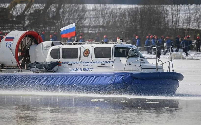 В столице усилен контроль безопасности на водоемах и реках из-за активного таяния льда