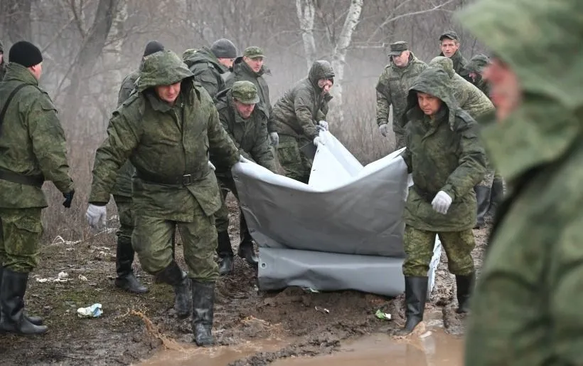 Дополнительные силы направлены из ЦВО в Тюменскую область для борьбы с паводком