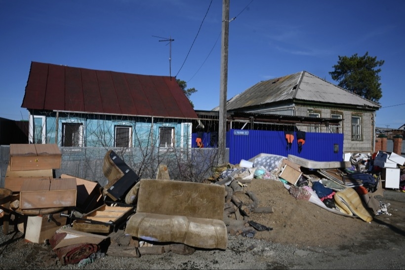 Число подтопленных паводком домов и участков снижается в Самарской области