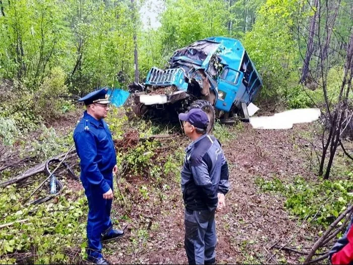 Число погибших в ДТП с участием вахтового автомобиля в Забайкалье увеличилось до трех - Минздрав