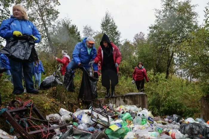 Более 4,5 га территорий очистили от мусора в КЧР с начала июня