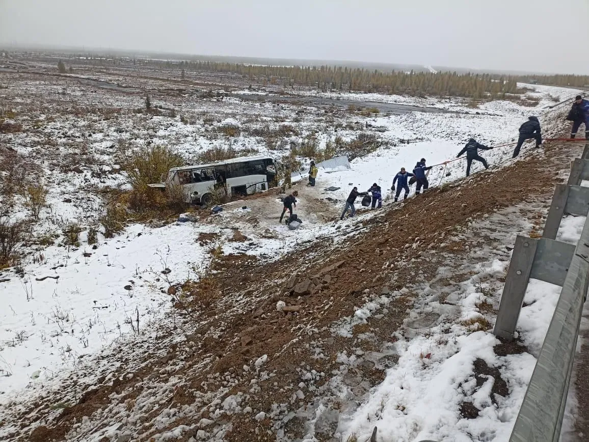 Количество погибших в ДТП с автобусом в Якутии увеличилось до четырех